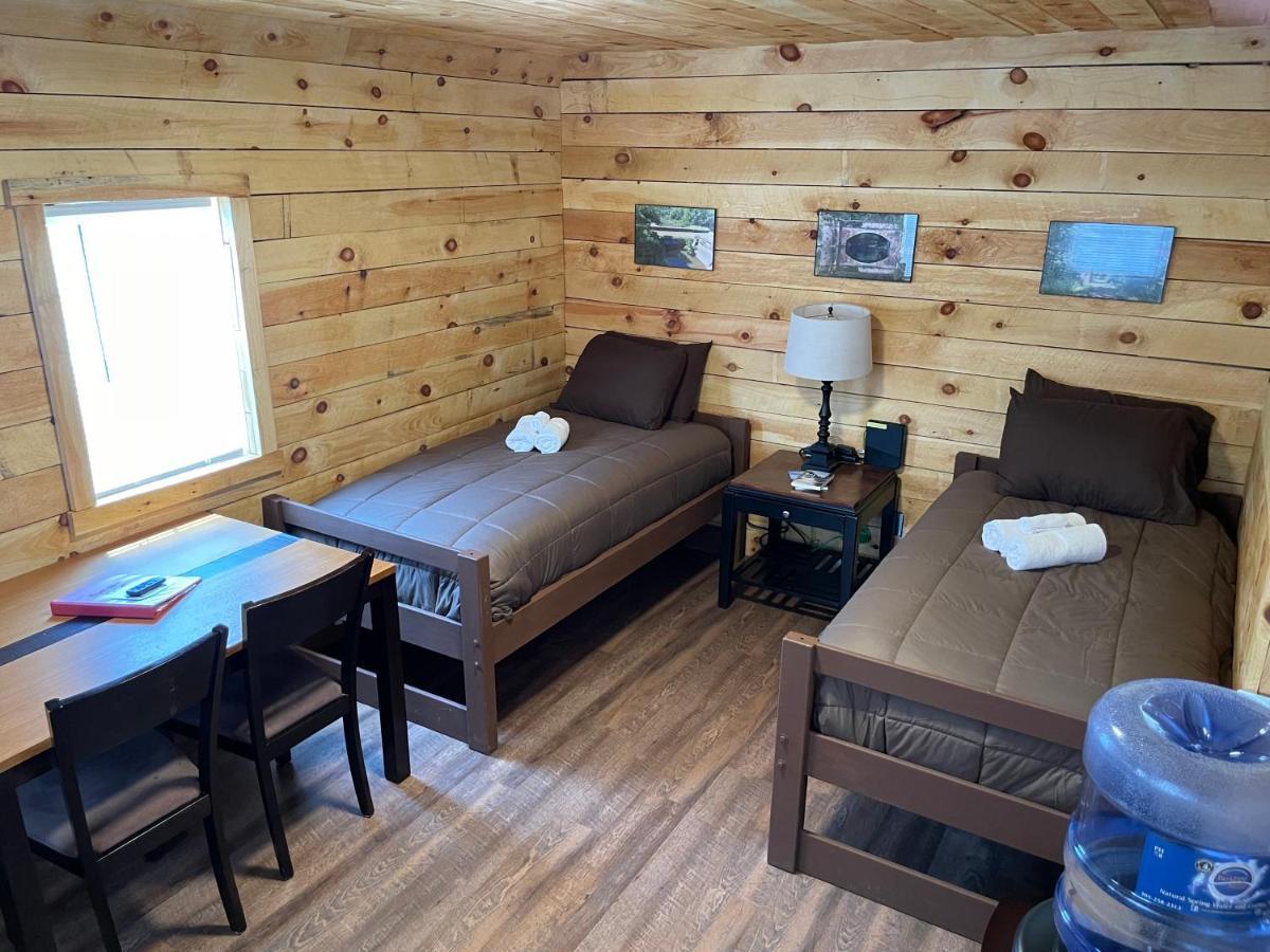 Canal Cabins Paw Paw Eksteriør billede